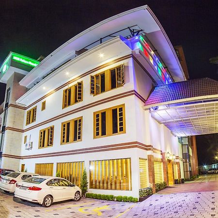 Hill Palace Hotel & Spa Kochi Dış mekan fotoğraf