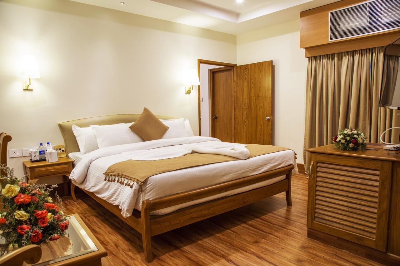Hill Palace Hotel & Spa Kochi Dış mekan fotoğraf